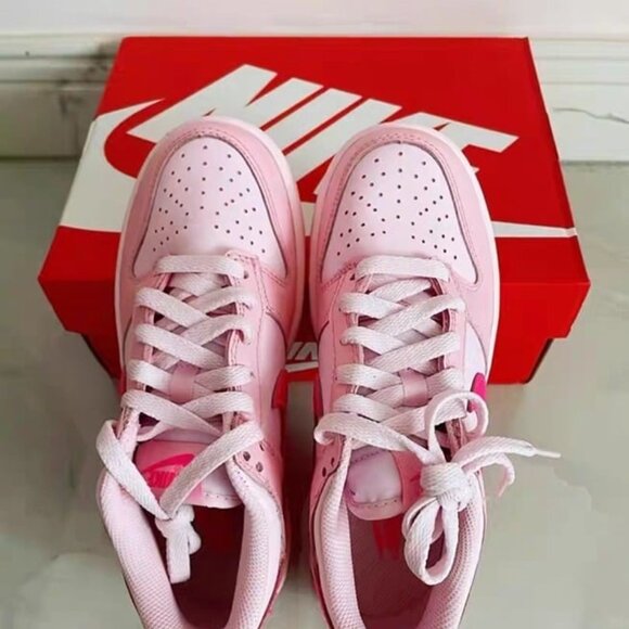 🌻😇Women Nike Dunk Low Triple Pink Classic Casual Sneakers GS Pink - Picture 5 of 5
